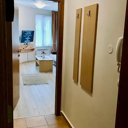 касъл Apartment *